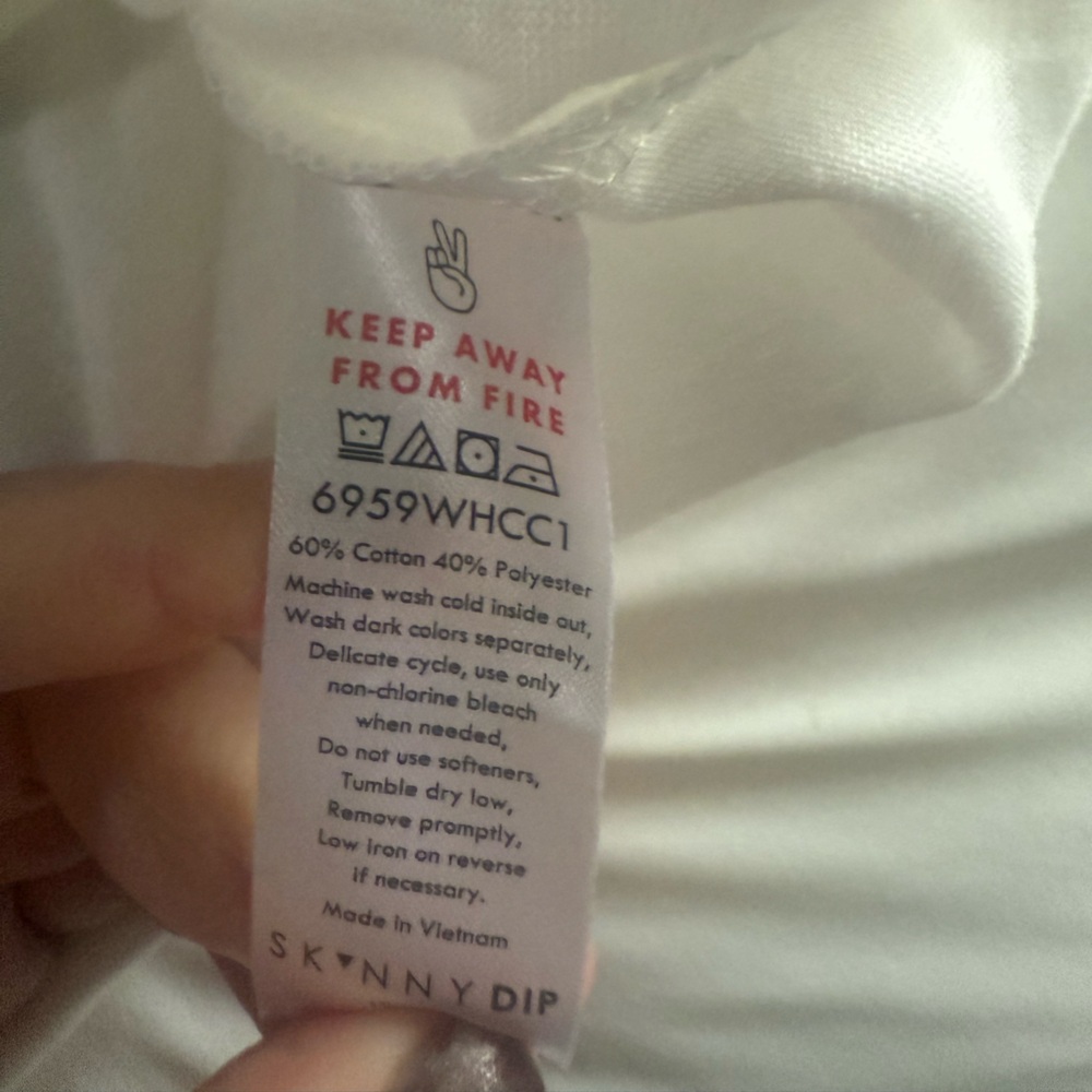 Nwt Cherry ๐ Coke Graphic White Tee - Picture 4 of 7